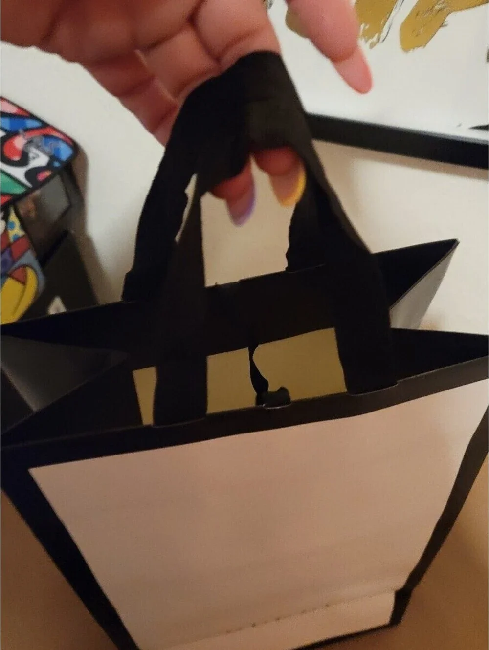 GUCCI BLACK & WHITE SHOPPING/GIFT BAG *AUTHENTIC* BLACK RIBBON 15